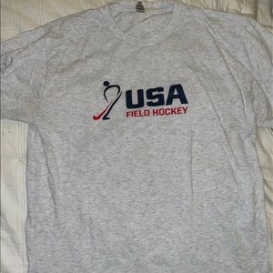 women’s athletic top